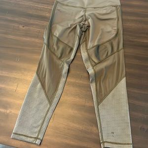 Define Your Inspiration Leggings